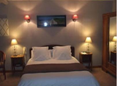 Logis - Auberge Du Colombier Guines Ruang foto