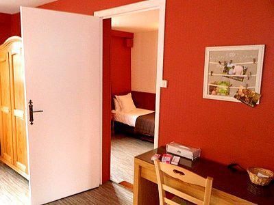 Logis - Auberge Du Colombier Guines Bagian luar foto